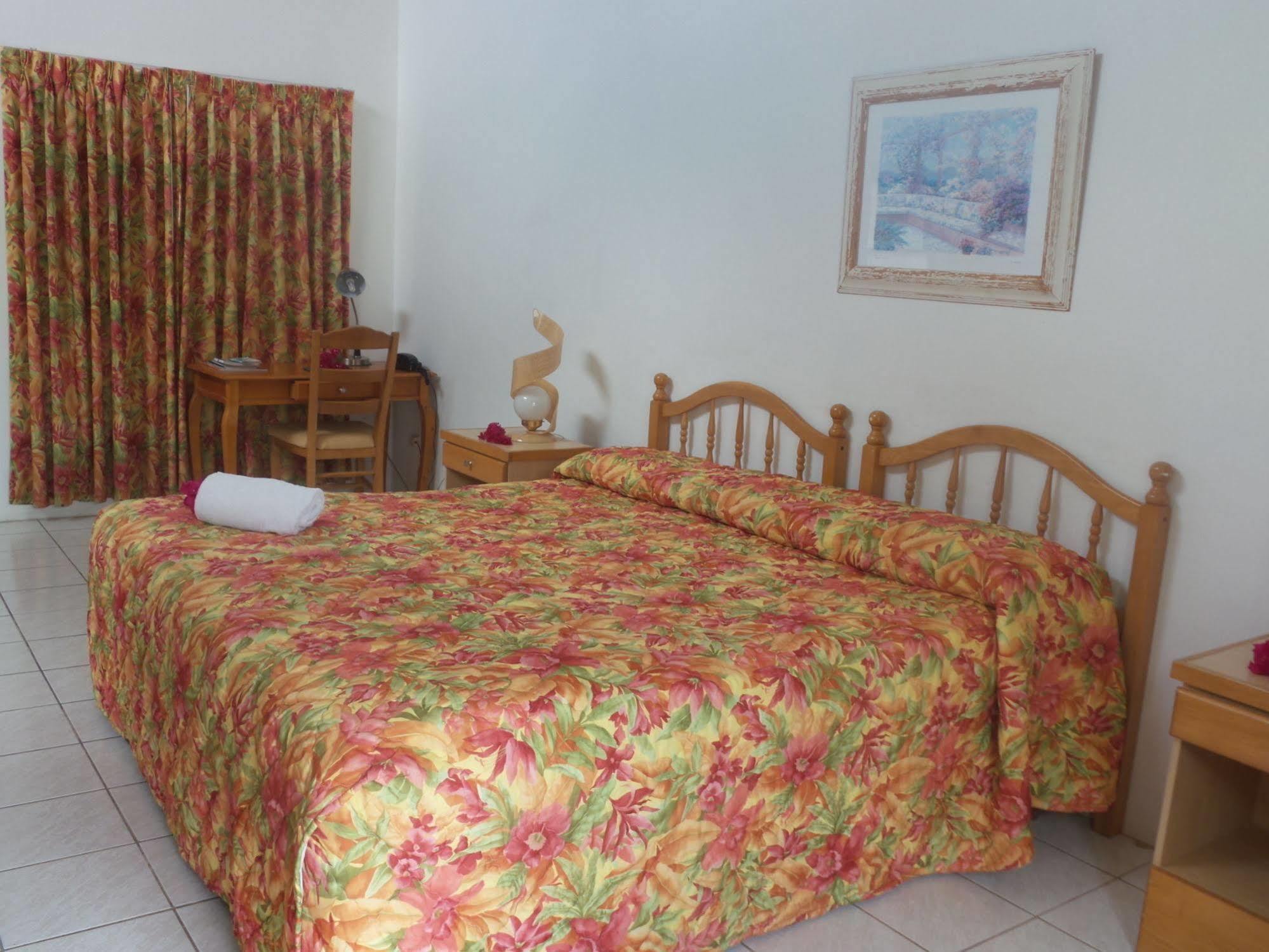 Anchorage Inn Dickenson Bay Kültér fotó