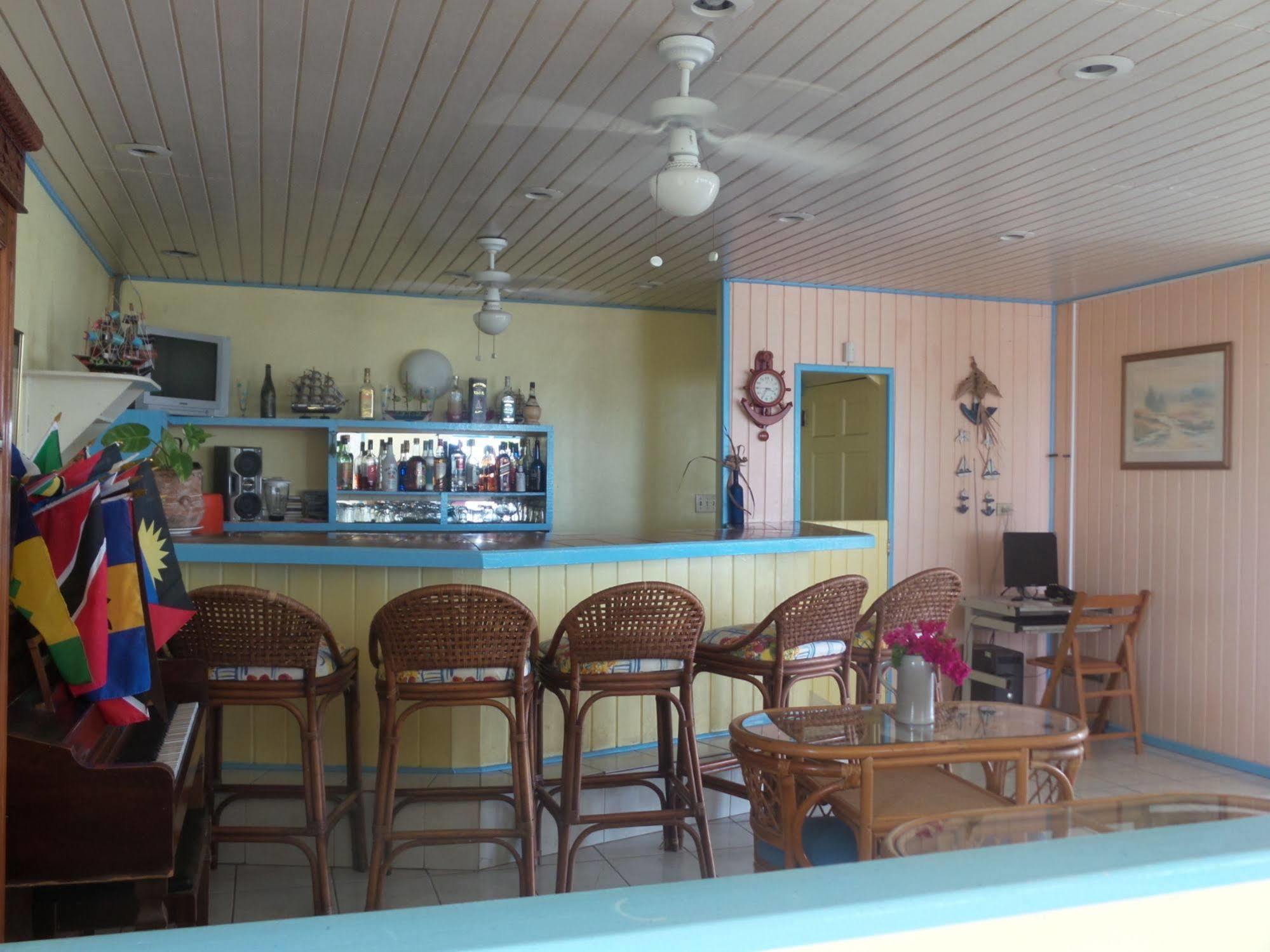 Anchorage Inn Dickenson Bay Kültér fotó